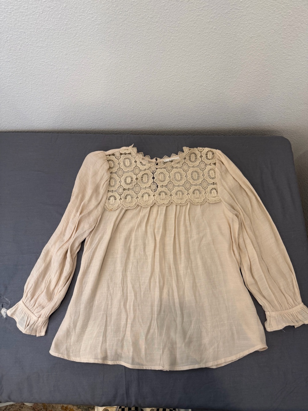 Women's Cream Crochet Yoke Long-Sleeve Blouse